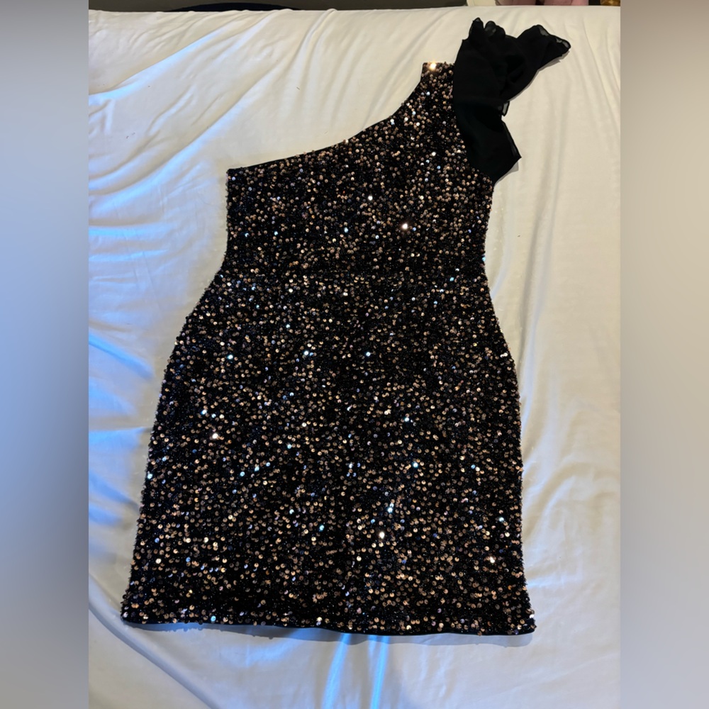 One shoulder Black and gold Sequin Dress
